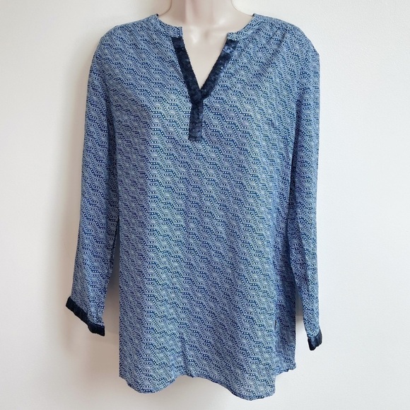 🆕 Anthropologie Dalia lightweight cotton sequin trim tunic top medium bl… - Picture 3 of 9